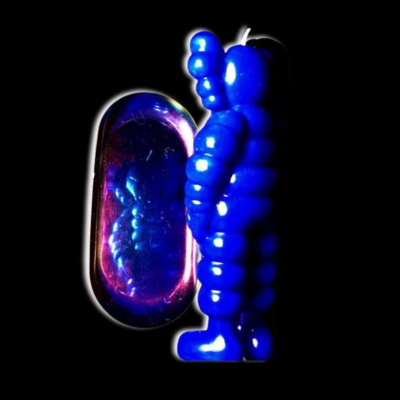 Hand Poured Kaws Figurine Statue Candle Designer Custom Decor Art - Picture 2 of 10